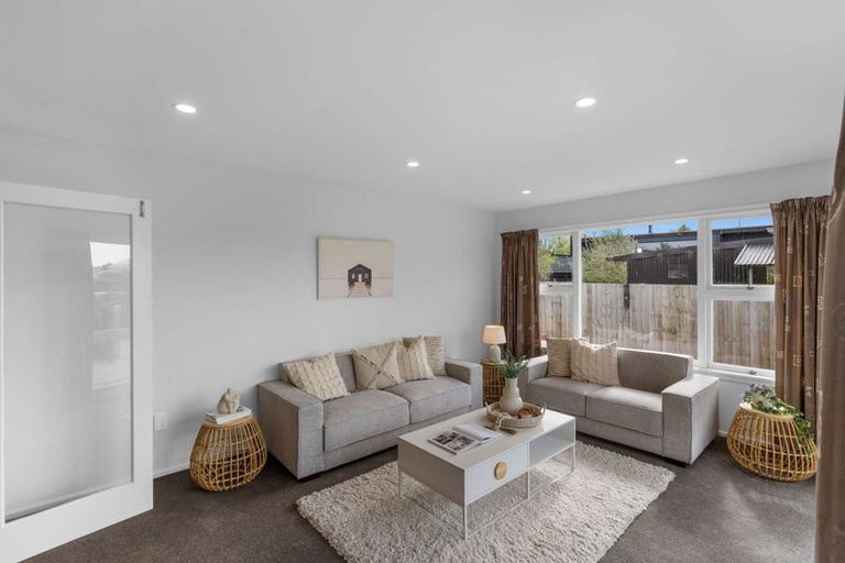 Photo of property in 126 Warren Crescent, Hillmorton, Christchurch, 8025
