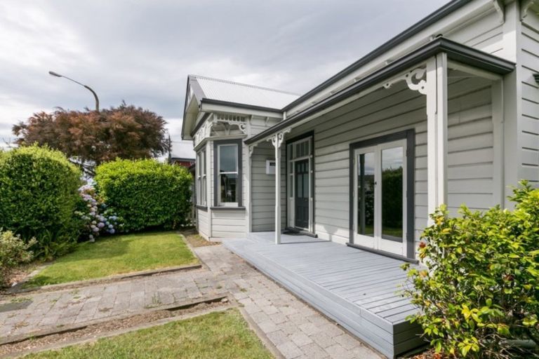 Photo of property in 63 Wellesley Road, Napier South, Napier, 4110