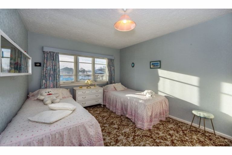 Photo of property in 13 Cradock Street, South New Brighton, Christchurch, 8062