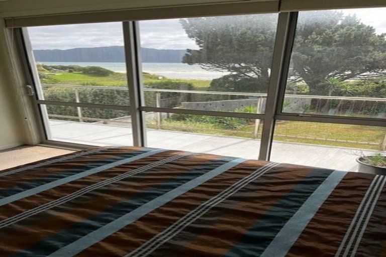 Photo of property in 187 Manly Street, Paraparaumu Beach, Paraparaumu, 5032