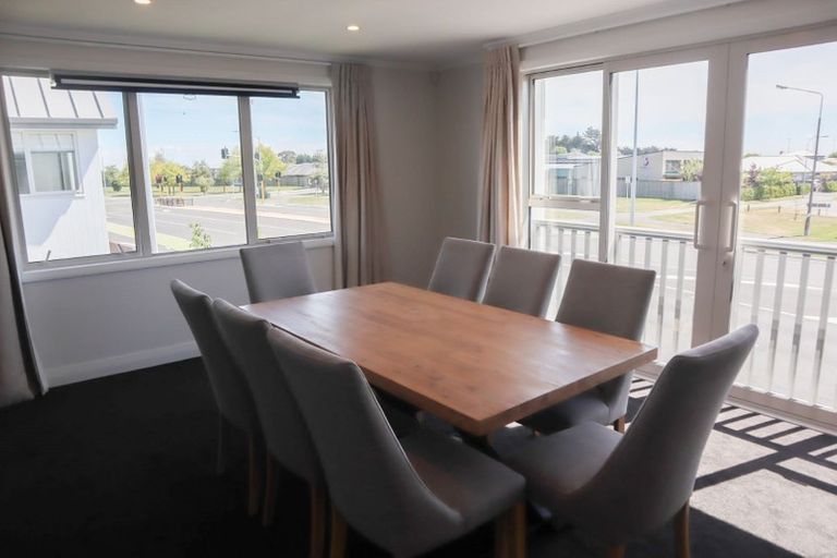 Photo of property in 19 Holmes Hanover Lane, Halswell, Christchurch, 8025