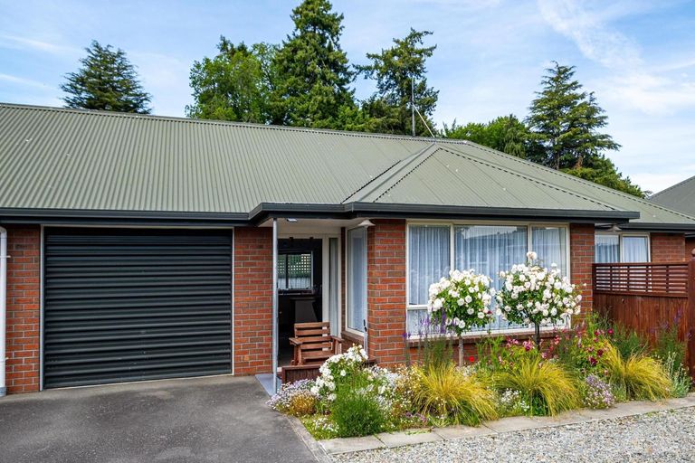 Photo of property in 2/4 Studholme Street, Temuka, 7920