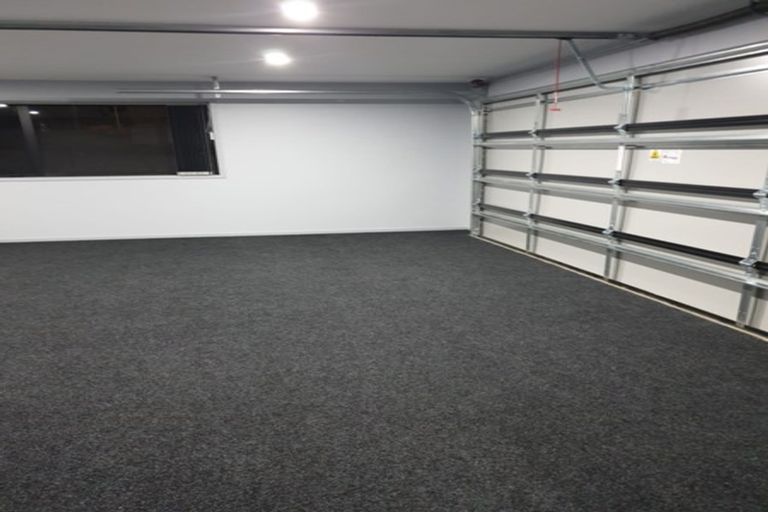 Photo of property in 2 Frederick Place, Whalers Gate, New Plymouth, 4310