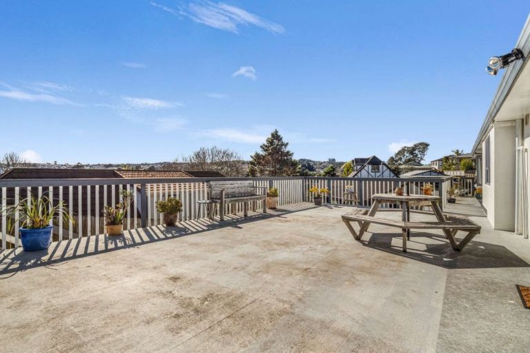 Photo of property in 5a Costar Place, Wiri, Auckland, 2104