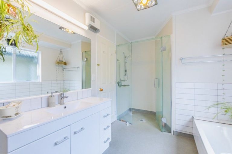 Photo of property in 19c Holyrood Terrace, Waipukurau, 4200