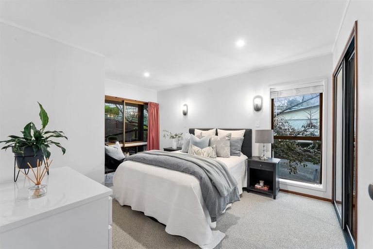 Photo of property in 1/9 Taumata Road, Castor Bay, Auckland, 0620
