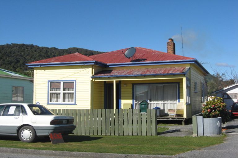 Photo of property in 5 Clifford Street, Cobden, Greymouth, 7802