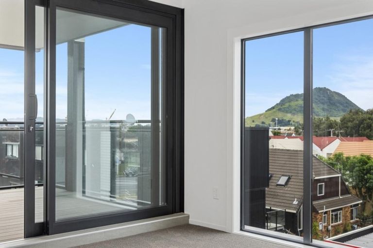 Photo of property in 2-06/424 Maunganui Road, Mount Maunganui, 3116