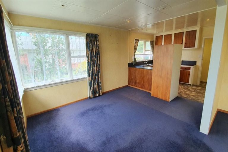 Photo of property in 3 Balmoral Street, Waimate, 7924