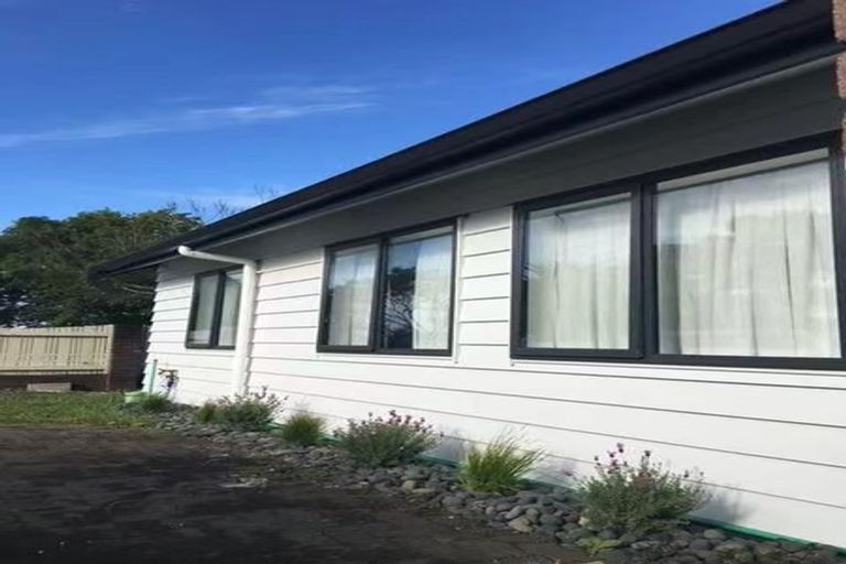 Photo of property in 29 Butley Drive, Farm Cove, Auckland, 2012
