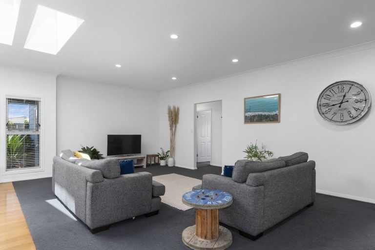 Photo of property in 28 Nautilus Drive, Papamoa Beach, Papamoa, 3118