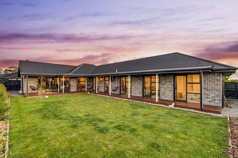 Photo of property in 136 Sutherland Drive, Kaiapoi, 7630
