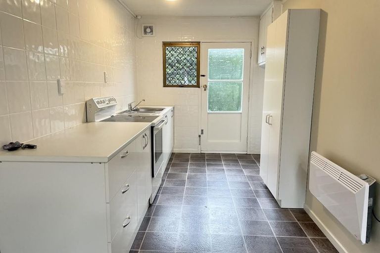 Photo of property in 4/767 Beach Road, Browns Bay, Auckland, 0630