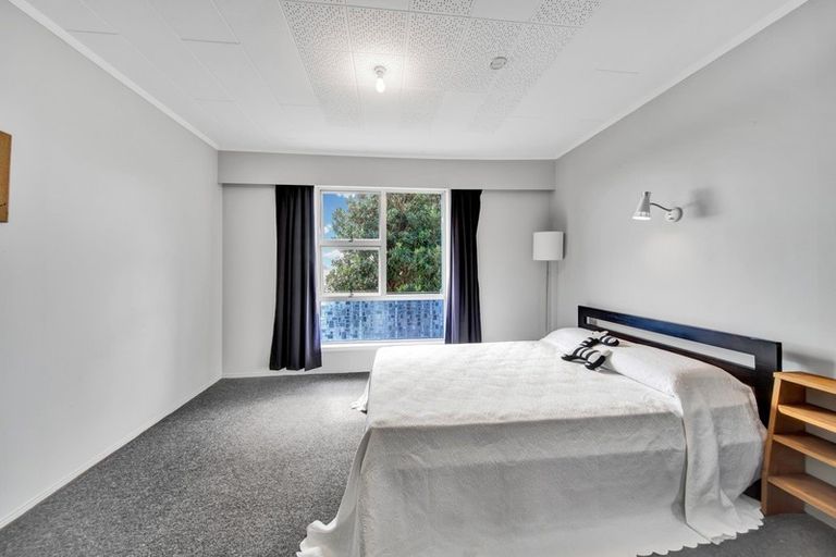 Photo of property in 312 Tukapa Street, Hurdon, New Plymouth, 4310