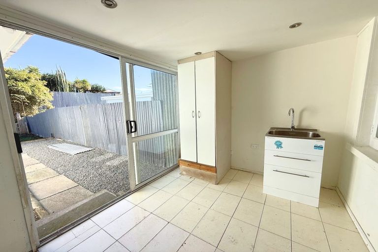 Photo of property in 7a Karaka Street, Castlecliff, Whanganui, 4501