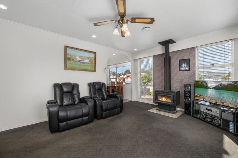 Photo of property in 161 Budge Street, Riversdale, Blenheim, 7201