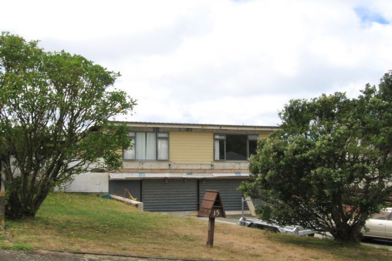 Photo of property in 15 Breton Grove, Kingston, Wellington, 6021