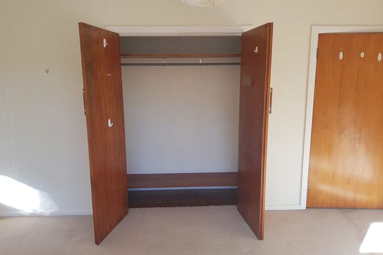 Photo of property in 20 Ashleigh Crescent, Miramar, Wellington, 6022