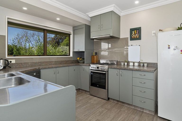 Photo of property in 12 Myrtle Drive, Omokoroa, 3114