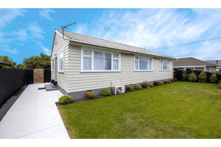 Photo of property in 39 Rowan Avenue, Aranui, Christchurch, 8061