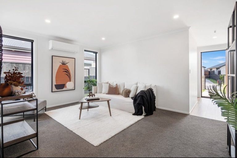 Photo of property in 44 Pasture Way, Papamoa, 3118