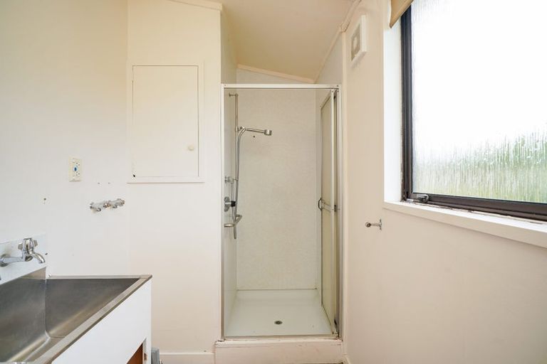 Photo of property in 1-12/71 Main Street, Mataura, 9712