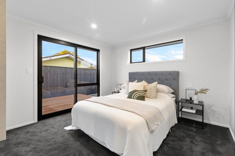 Photo of property in 71 Brightwater Terrace, Terrace End, Palmerston North, 4410