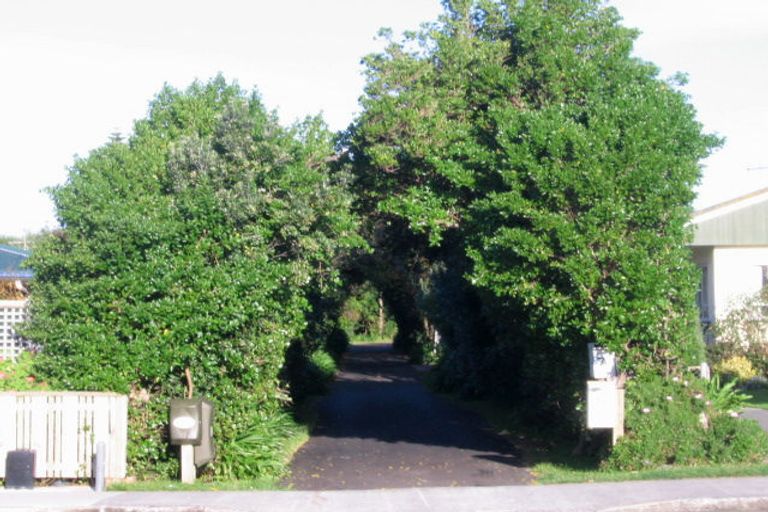 Photo of property in 7 Whitehouse Road, Titahi Bay, Porirua, 5022