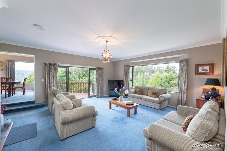 Photo of property in 18 Crestview Grove, Belmont, Lower Hutt, 5010