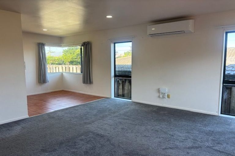 Photo of property in 4/103 Wallace Road, Mangere Bridge, Auckland, 2022
