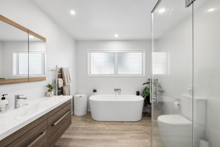 Photo of property in 185 Marine Parade, Mount Maunganui, 3116