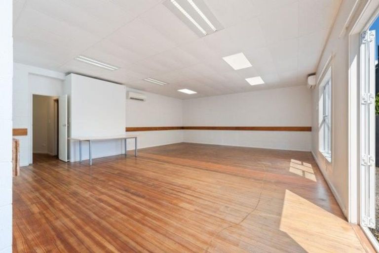 Photo of property in 7 Centennial Avenue, Riccarton, Christchurch, 8041