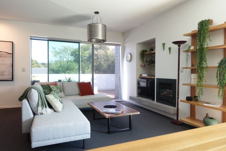 Photo of property in 39 Peacock Street, Christchurch Central, Christchurch, 8013