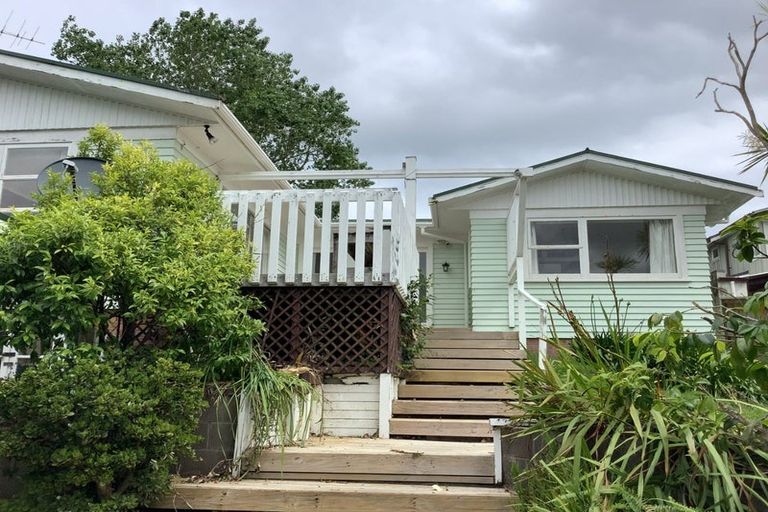 Photo of property in 3 Vienna Place, Birkenhead, Auckland, 0626