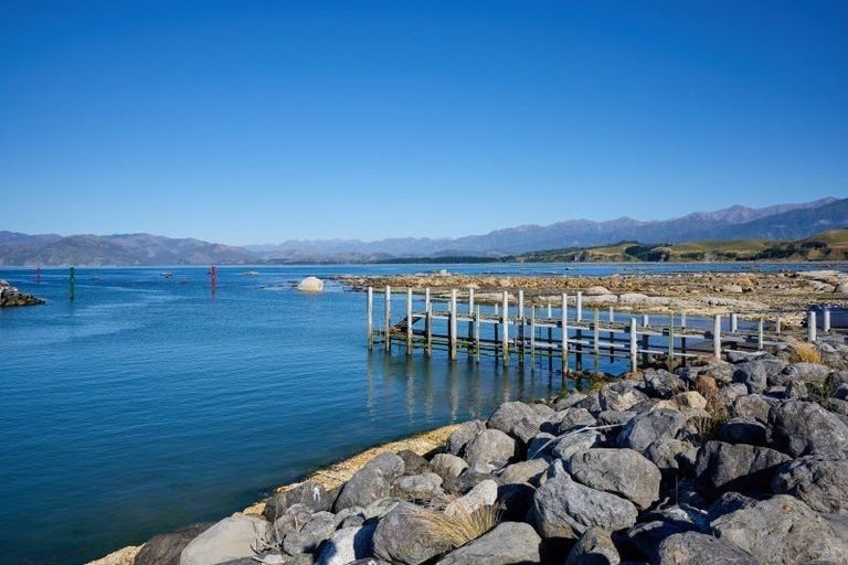 Photo of property in 142 South Bay Parade, South Bay, Kaikoura, 7300