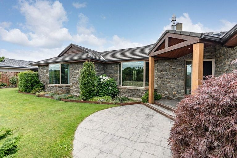 Photo of property in 15 Fenty Place, Mosgiel, 9024