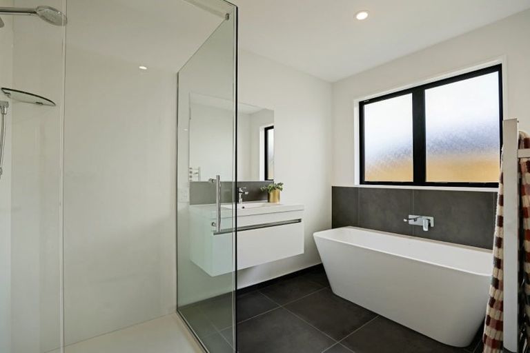 Photo of property in 33 Strowan Avenue, Elgin, Ashburton, 7700