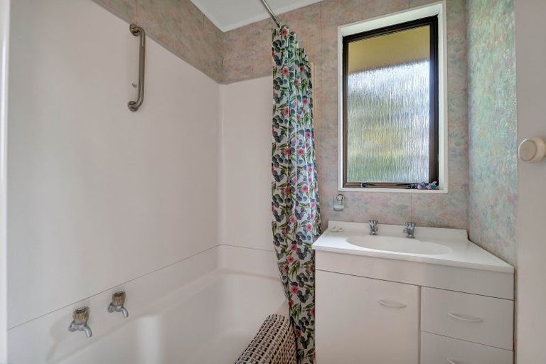 Photo of property in 1/12 Atiawa Street, Glen Avon, New Plymouth, 4312