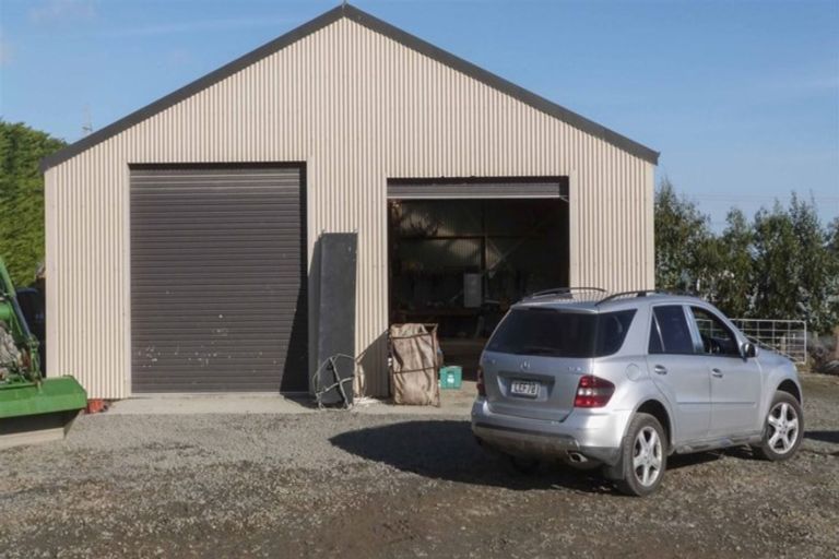 Photo of property in 66 Wilcox Road, Seaward Bush, Invercargill, 9871