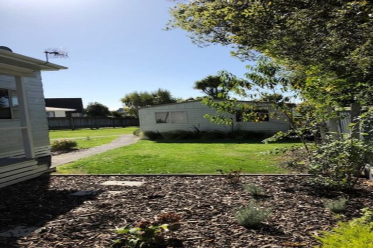 Photo of property in 9 Jupiter Street, Milson, Palmerston North, 4414