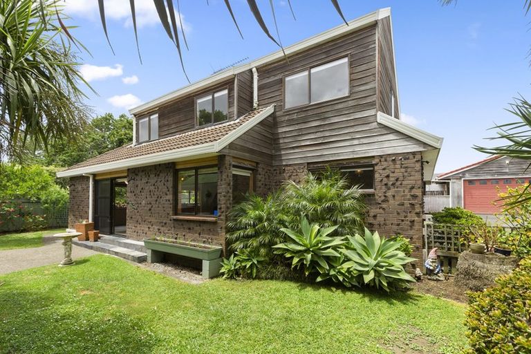 Photo of property in 1/51 Roseberry Avenue, Birkenhead, Auckland, 0626