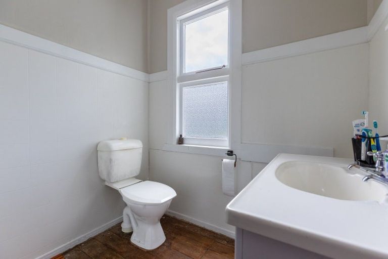 Photo of property in 50 Mclean Street, Woodville, 4920