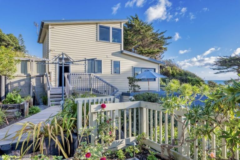 Photo of property in 11a Rosetta Road, Raumati South, Paraparaumu, 5032