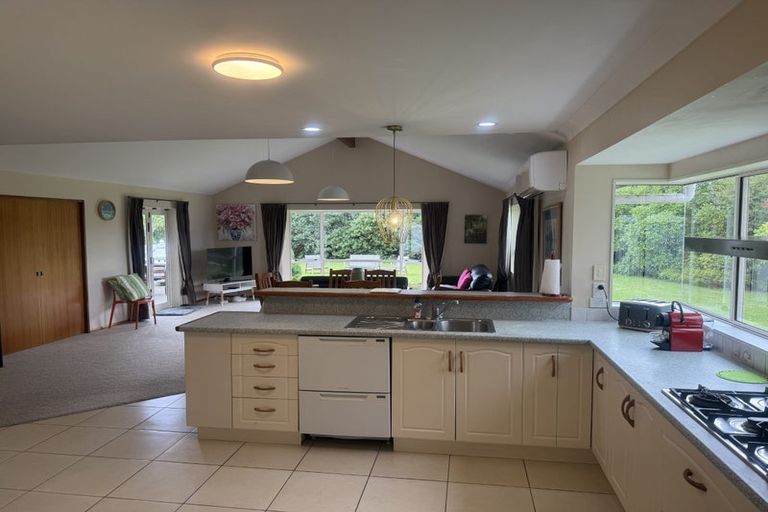 Photo of property in 38 Henson Road, Whitford, Howick, 2571