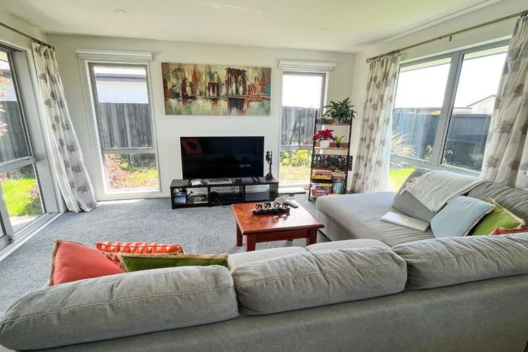 Photo of property in 6 Bofors Close, Wigram, Christchurch, 8042