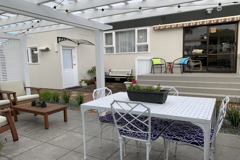 Photo of property in 66 Toi Street, Otaki Beach, Otaki, 5512