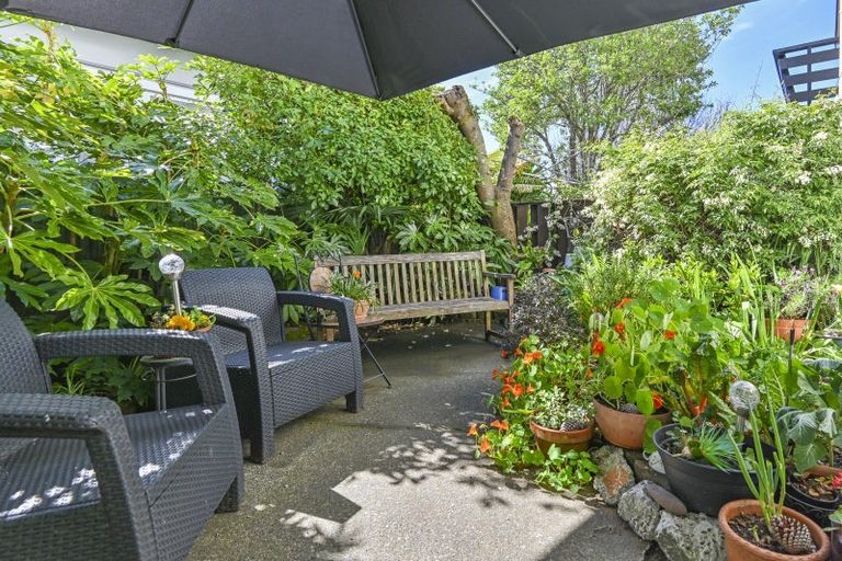 Photo of property in 2/209 Charles Street, Saint Leonards, Hastings, 4120