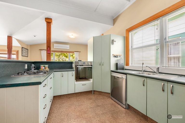 Photo of property in 97 Victoria Street, Alicetown, Lower Hutt, 5010