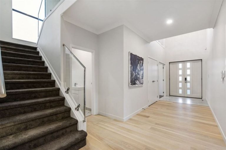 Photo of property in 1 Tirohanga Crescent, Stanmore Bay, Whangaparaoa, 0932