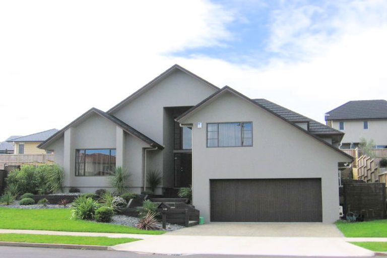 Photo of property in 110 Middlefield Drive, Flat Bush, Auckland, 2016